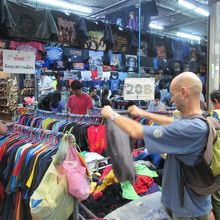 チャトゥチャック・ウィークエンド・マーケット