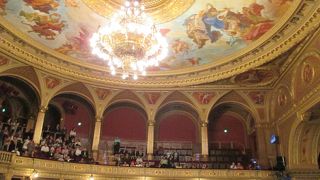 １５０円でオペラ鑑賞