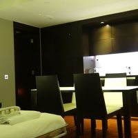 ダイニングテーブルがあるのは嬉しい。