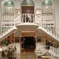 豪華で落ち着きのある雰囲気