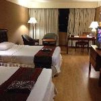 部屋は結構広くて綺麗です