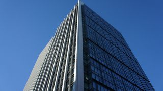 少しですが、おしゃれなレストランもあります