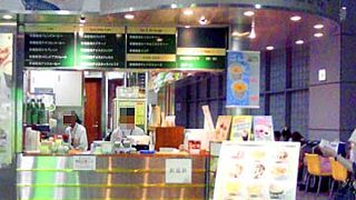 列車待ちの間に利用すると便利