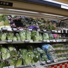 コープ売り場。