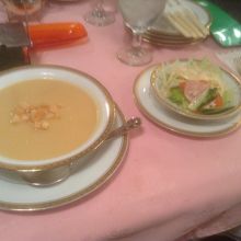 コーンスープさらっとしてました