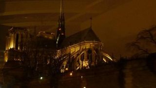 正面だけでなく