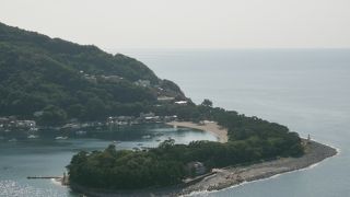 戸田港と駿河湾を隔てる小さな岬