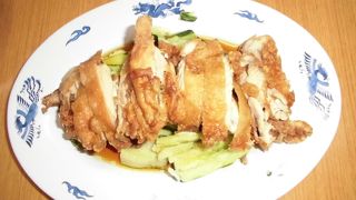 牧志食堂で食事するならここ。