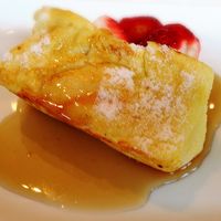 メイン２品目のフレンチトースト、フワフワで美味しかった。