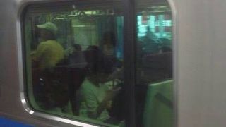 鉄道でアクセス便利に