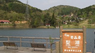 聖高原にある小さな湖