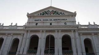 セナド広場に面したポルトガル建築