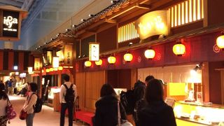 深夜発便だと、、、