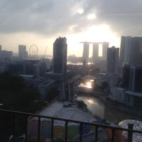 ラウンジからの眺め。天気よくないのが微妙…