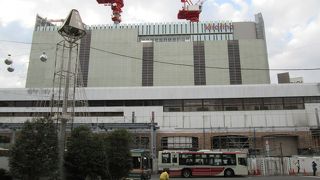 駅構内の改装が続いている