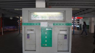 海外郵便投函郵便ポストあり