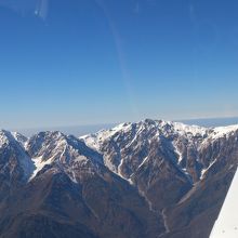 11月の白馬連峰と日本海。セスナから。
