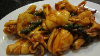 イカとカンボジア産生胡椒炒めが美味しいです