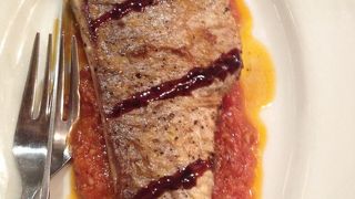 新鮮魚介とリーズナブルなワイン