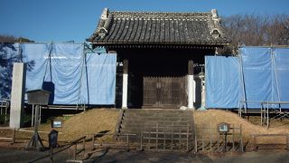 現在は大規模な修復中