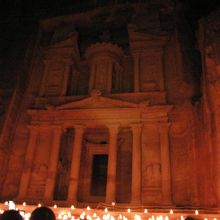 ぺトラバイナイト