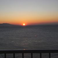 客室内お風呂の窓から見える景色・日の出