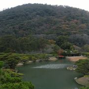 栗林公園に接する小さな山