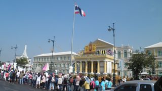 デモで渋滞していました
