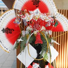 新年飾りもこの時期ならでは・・・