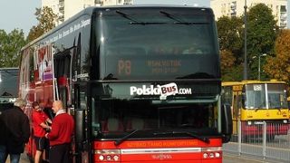 私営バス『Polskibus』ワルシャワ北部の拠点 メトロ ムォチニ バスターミナルへの便