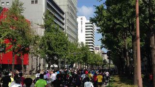 見ても参加しても楽しいイベント。変装者多数。