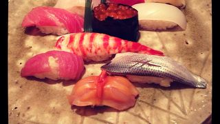 お正月からお寿司