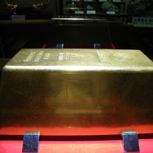 本物の金！触れます