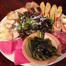 オードブル盛り合わせ