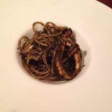 イカスミのパスタ
