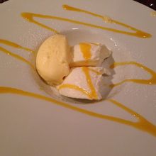 ココナツのブラマンジェ