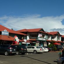 表通りから見た