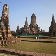 クメール様式の仏塔が並んでいます。