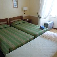 トリプル利用。狭い