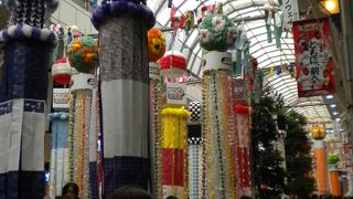 商店街一丸で七夕まつりを盛り上げていました。
