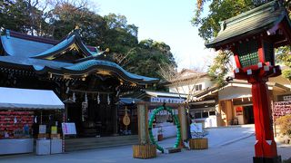 弁天様で有名な江ノ島の神社