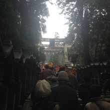 宝山寺の参道
