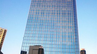 高層階には夜景が楽しめるチェーン系居酒屋も