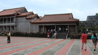 首里城内の博物館