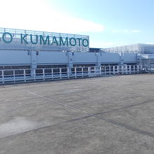 国内線Tの展望デッキは無料開放されています