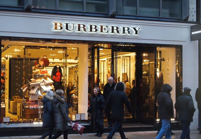 Burberry store hamburg online