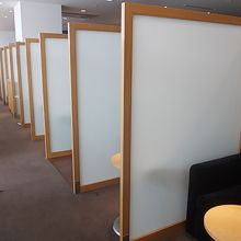 パーティションで仕切られた区画もありました