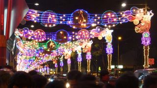 メイン通りの装飾が見応えありでした