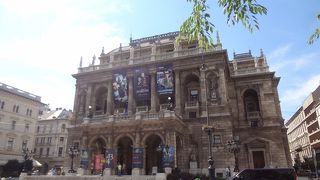 ハンガリー国立歌劇場 (オペラ座) 
