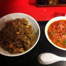 海鮮オイスター炒飯＆ハーフ担担麺セット